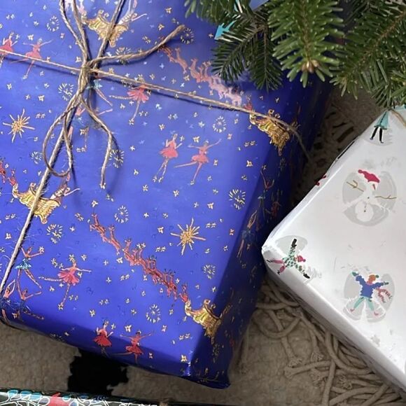 Anthropologie  Pauline de Roussy de Sales Wrapping Paper Roll - Picture 1 of 3